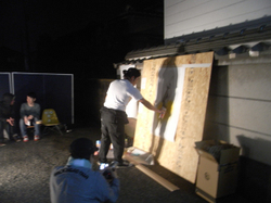 Live_3
